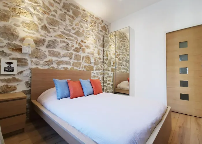 T2 Centre-ville Spacieux Lumineux Antibes