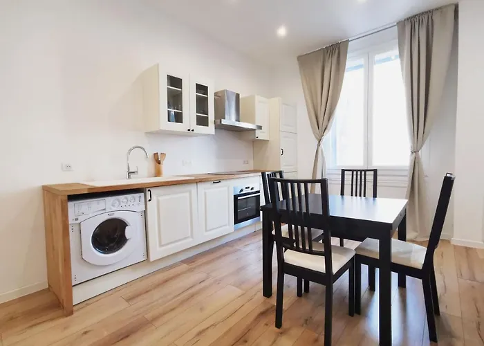 T2 Centre-ville Spacieux Lumineux Apartman Antibes